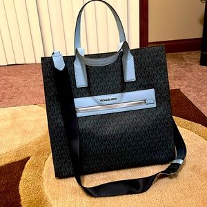 Michael Kors Kenly Large Tote Bag- like new!